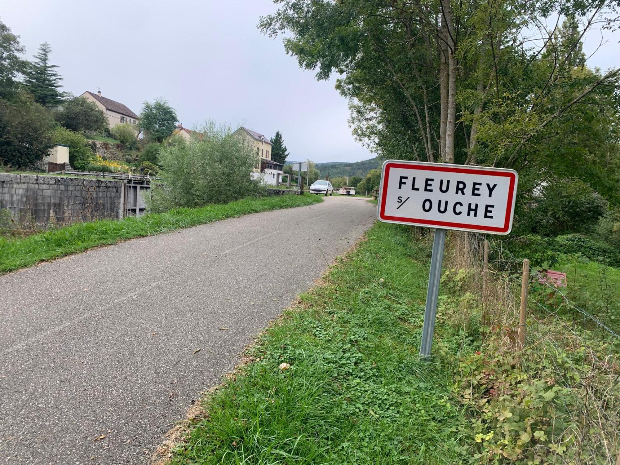 Apartament Les Ouches Fleurey-sur-Ouche Zewnętrze zdjęcie
